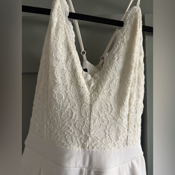 Express Bridal White Lace Embellished Jumpsuit Wedding Size S  Crossed Straps - Picture 3 of 8